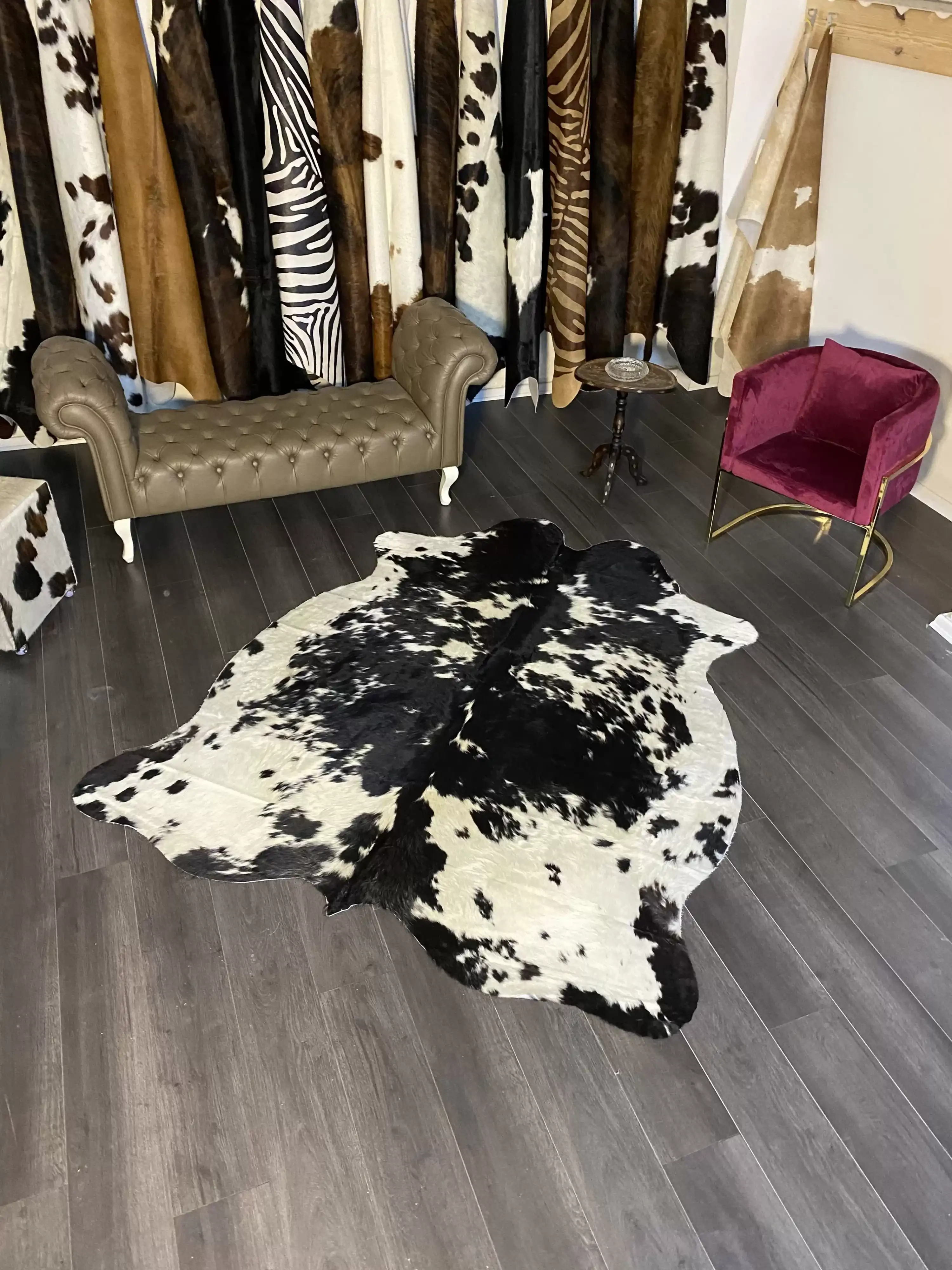 HAKİKİ DERİ DANA POSTU SİYAH - BEYAZ 180 x 215 - 0701000074