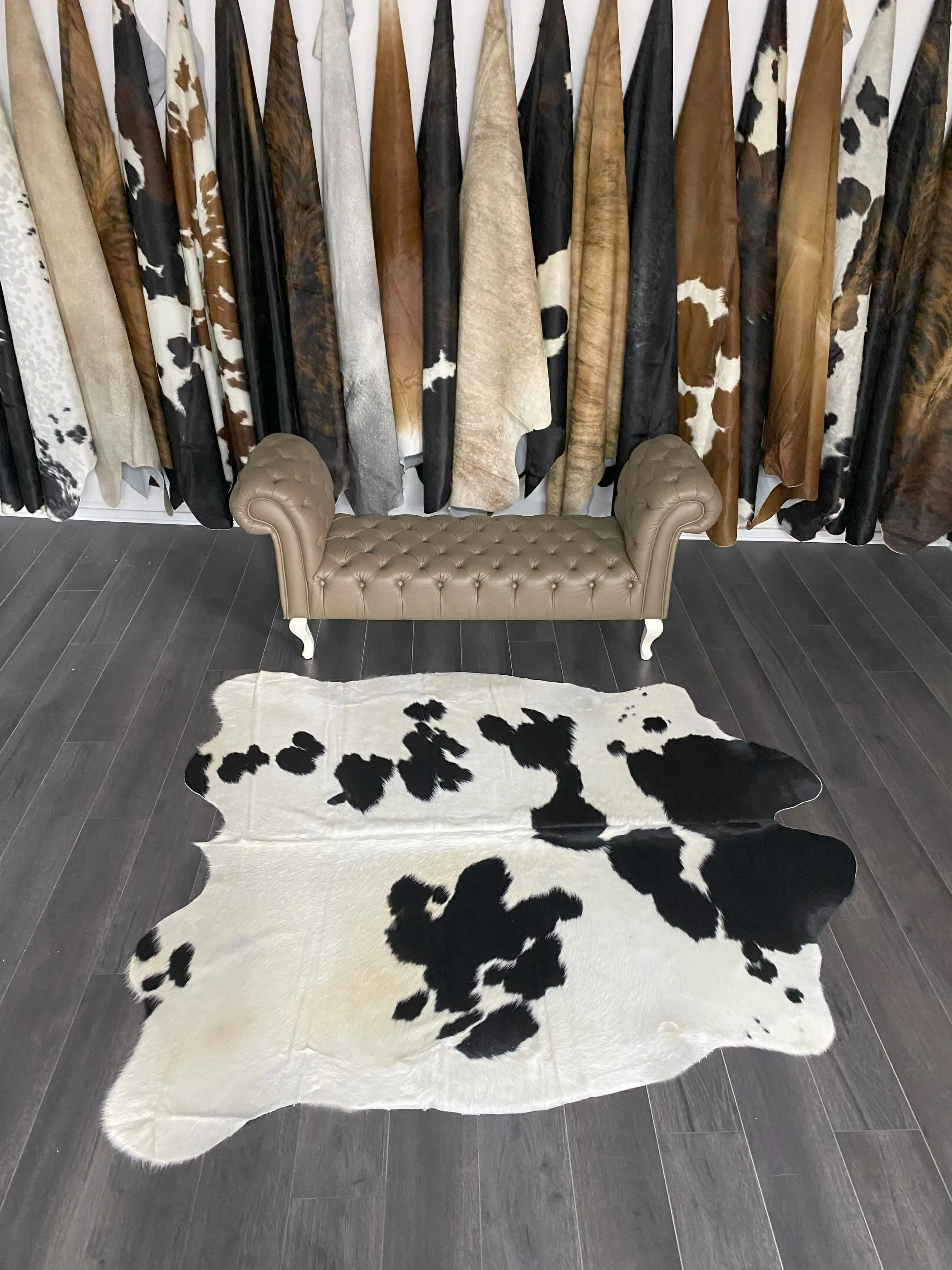 HAKİKİ DERİ DANA POSTU SİYAH - BEYAZ 185 x205 - 0701000002