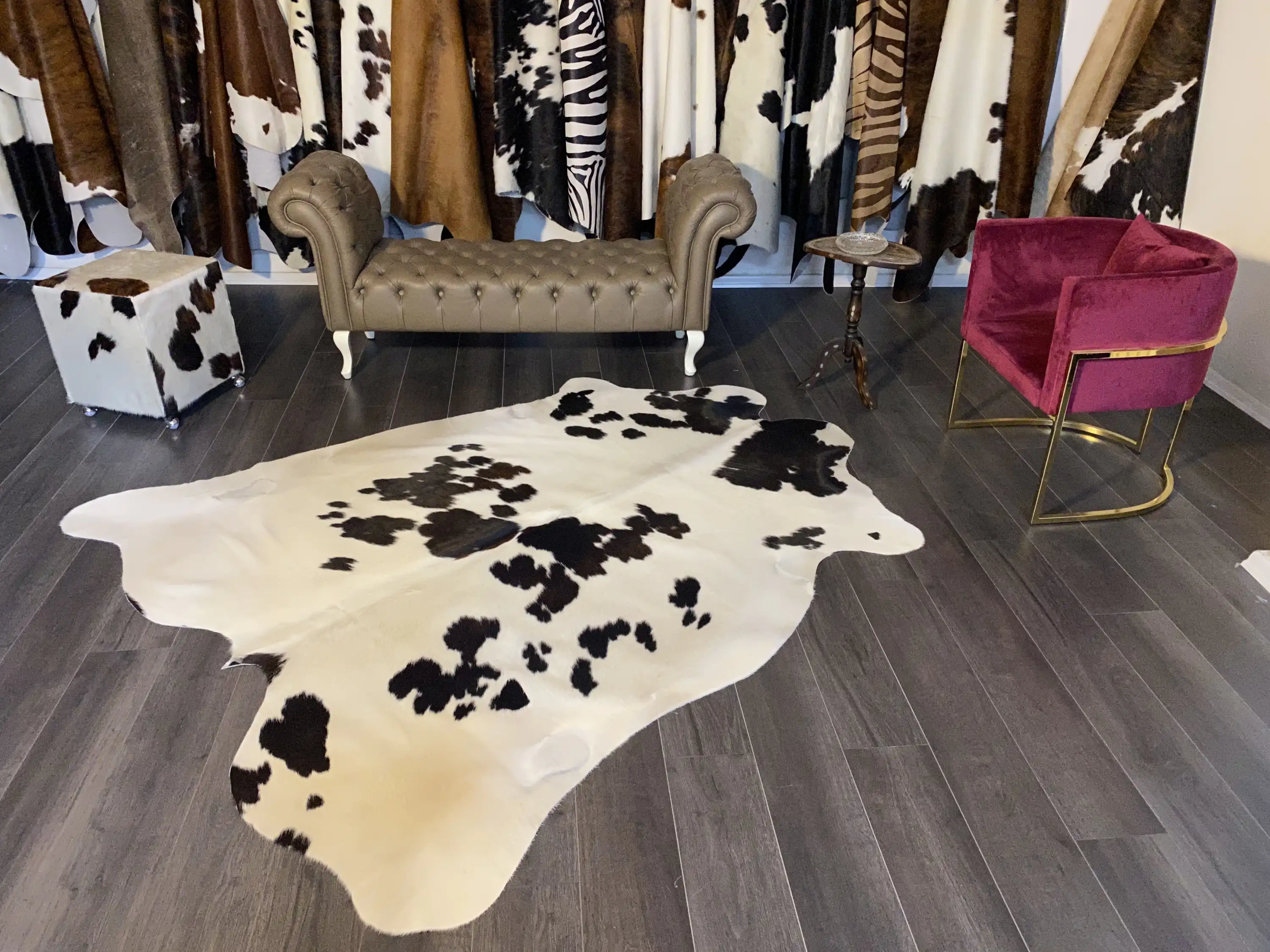 HAKİKİ DERİ DANA POSTU SİYAH - BEYAZ 195 x 225 - 0701000192