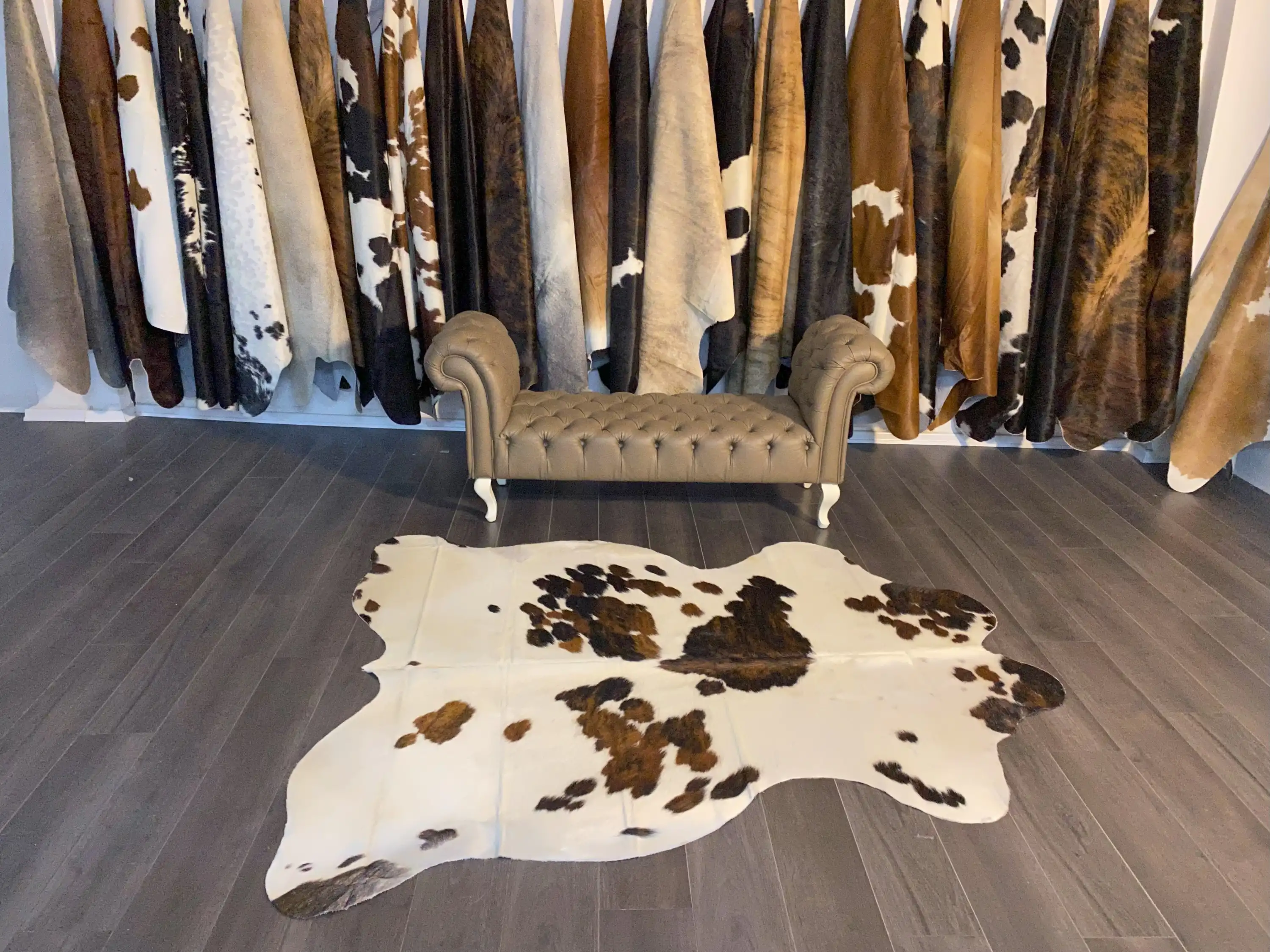 HAKİKİ DERİ DANA POSTU ÜÇ RENK 180 x 215 - 0901000008