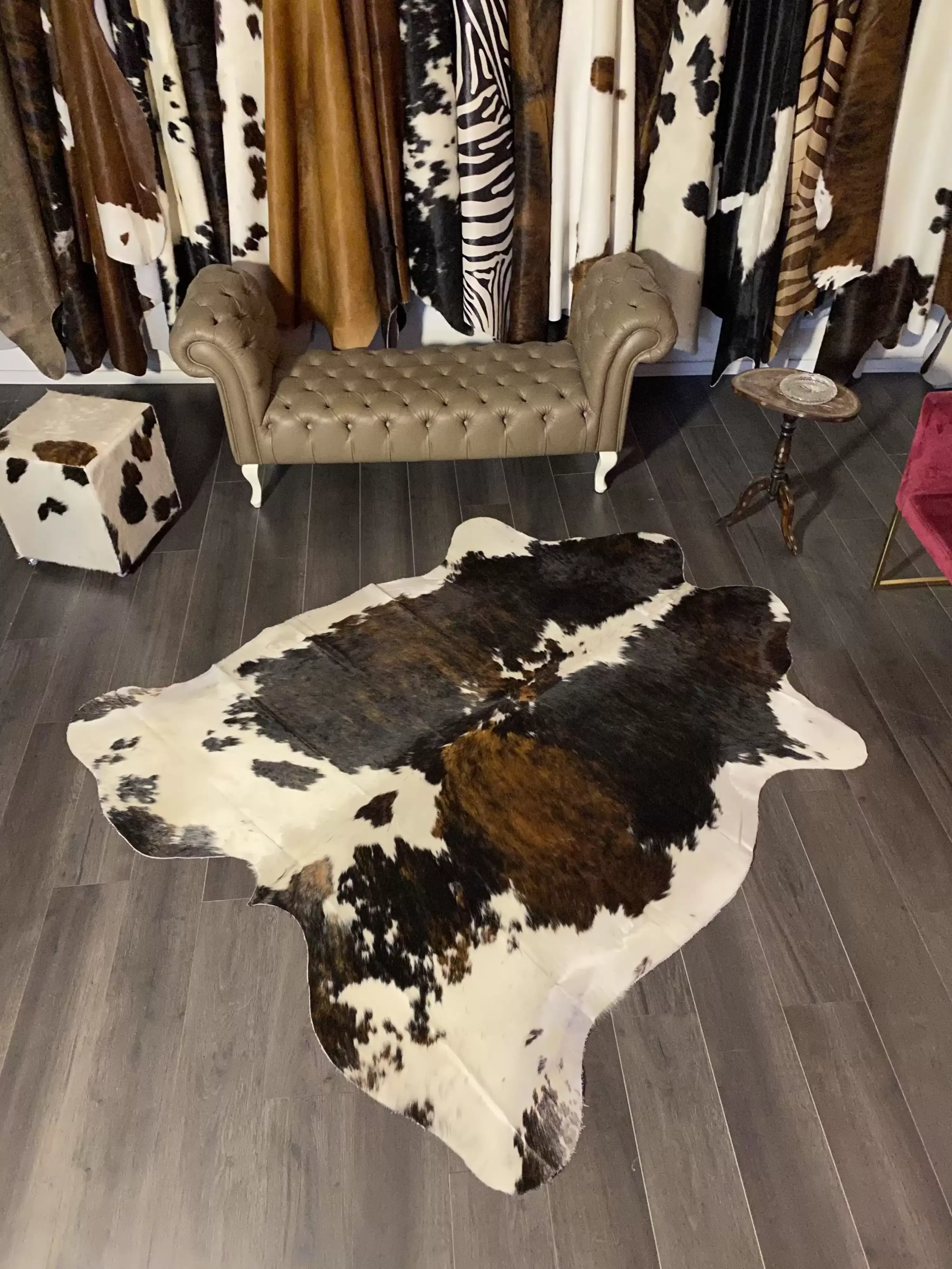 HAKİKİ DERİ DANA POSTU ÜÇ RENK 185 x 205 - 0901000072