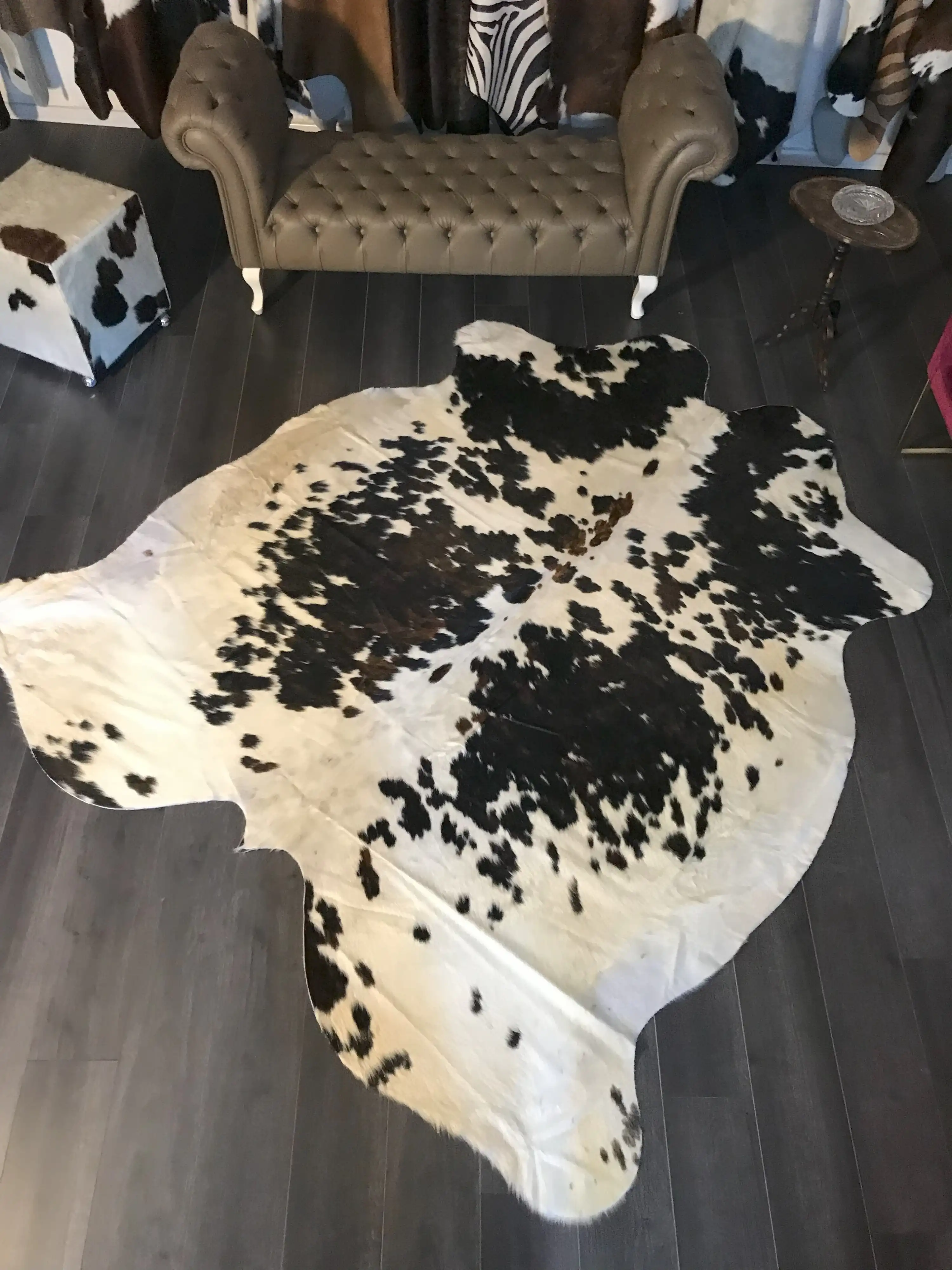 HAKİKİ DERİ DANA POSTU ÜÇ RENK 195 x 210 - 0901000136