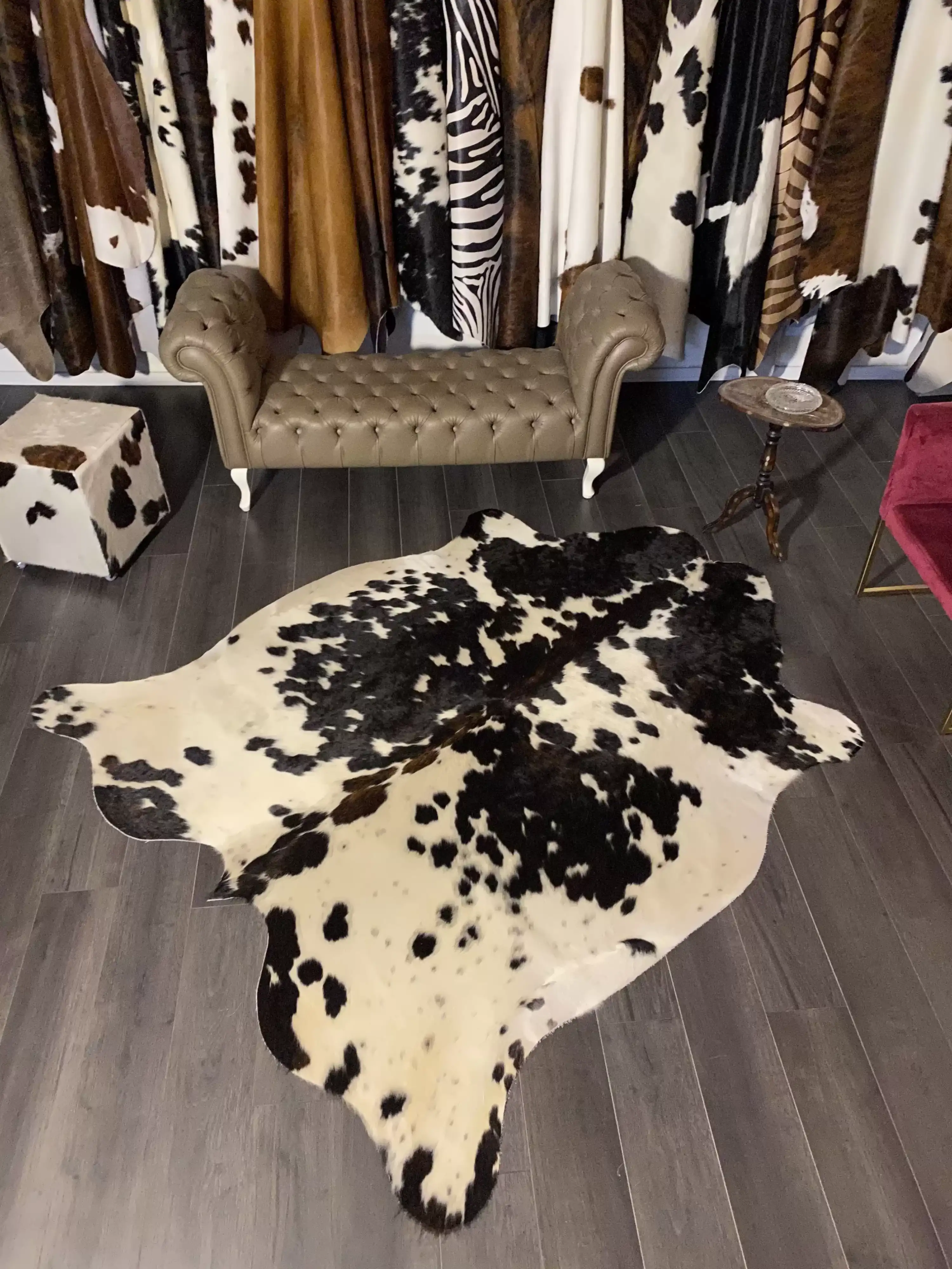 HAKİKİ DERİ DANA POSTU ÜÇ RENK 195 x 230 - 0901000075