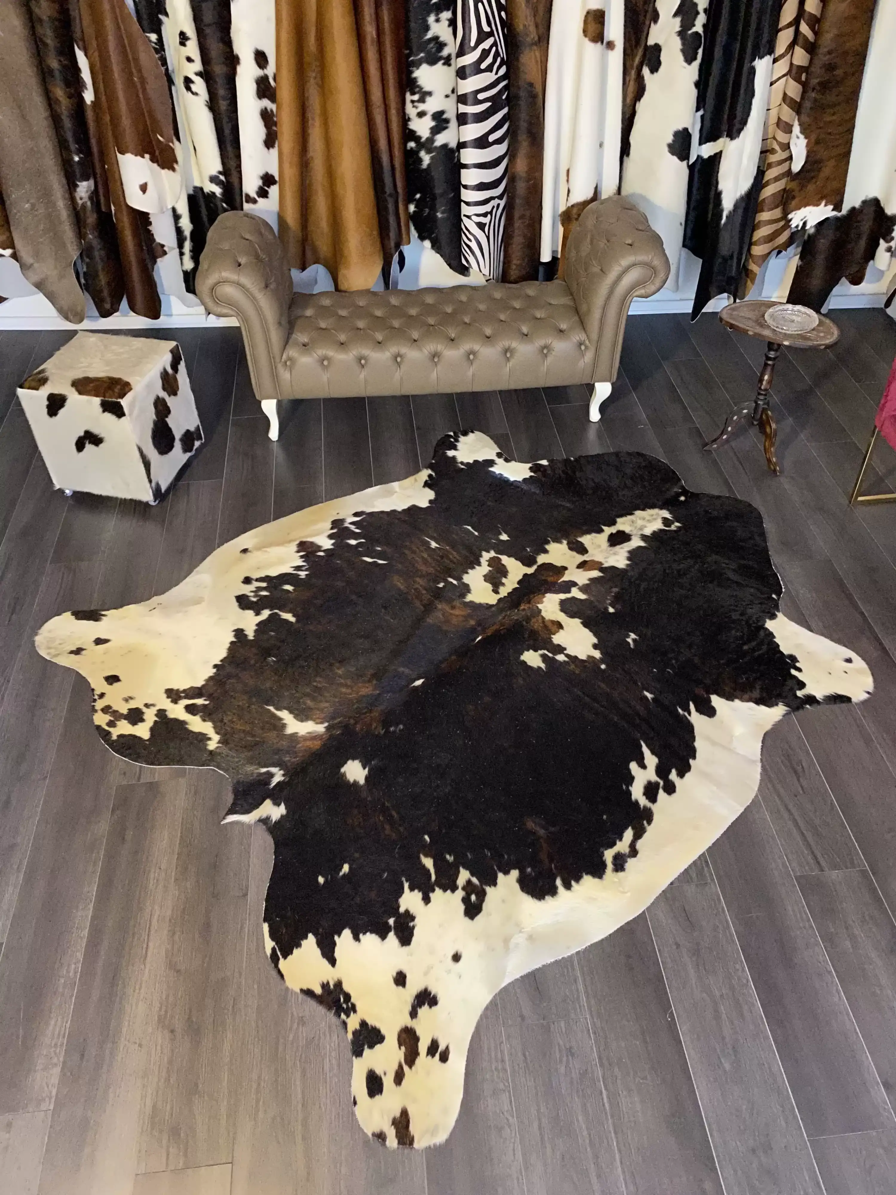 HAKİKİ DERİ DANA POSTU ÜÇ RENK 195 x 240 - 0901000106