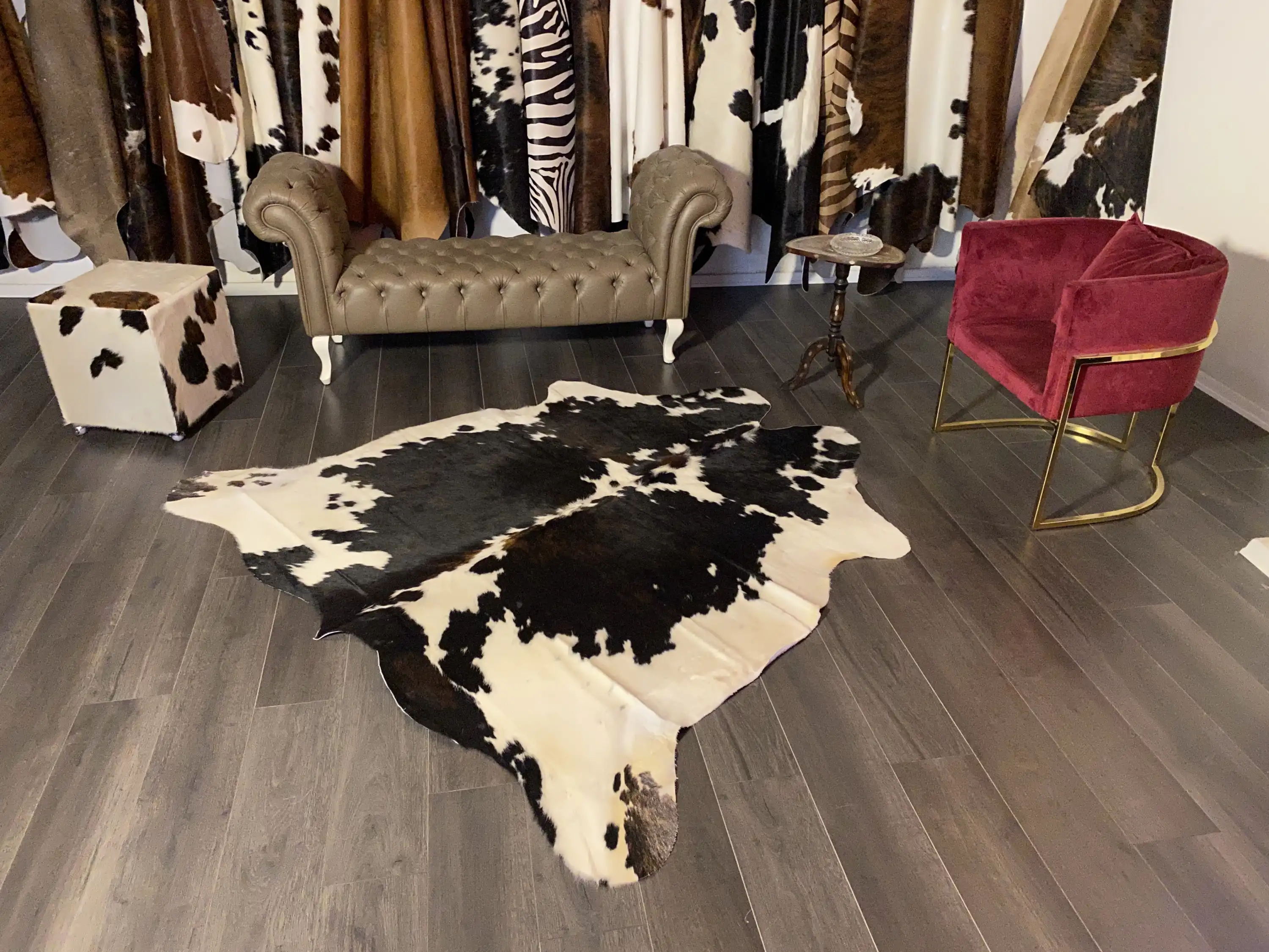 HAKİKİ DERİ DANA POSTU ÜÇ RENK 200 x 200 - 0901000049