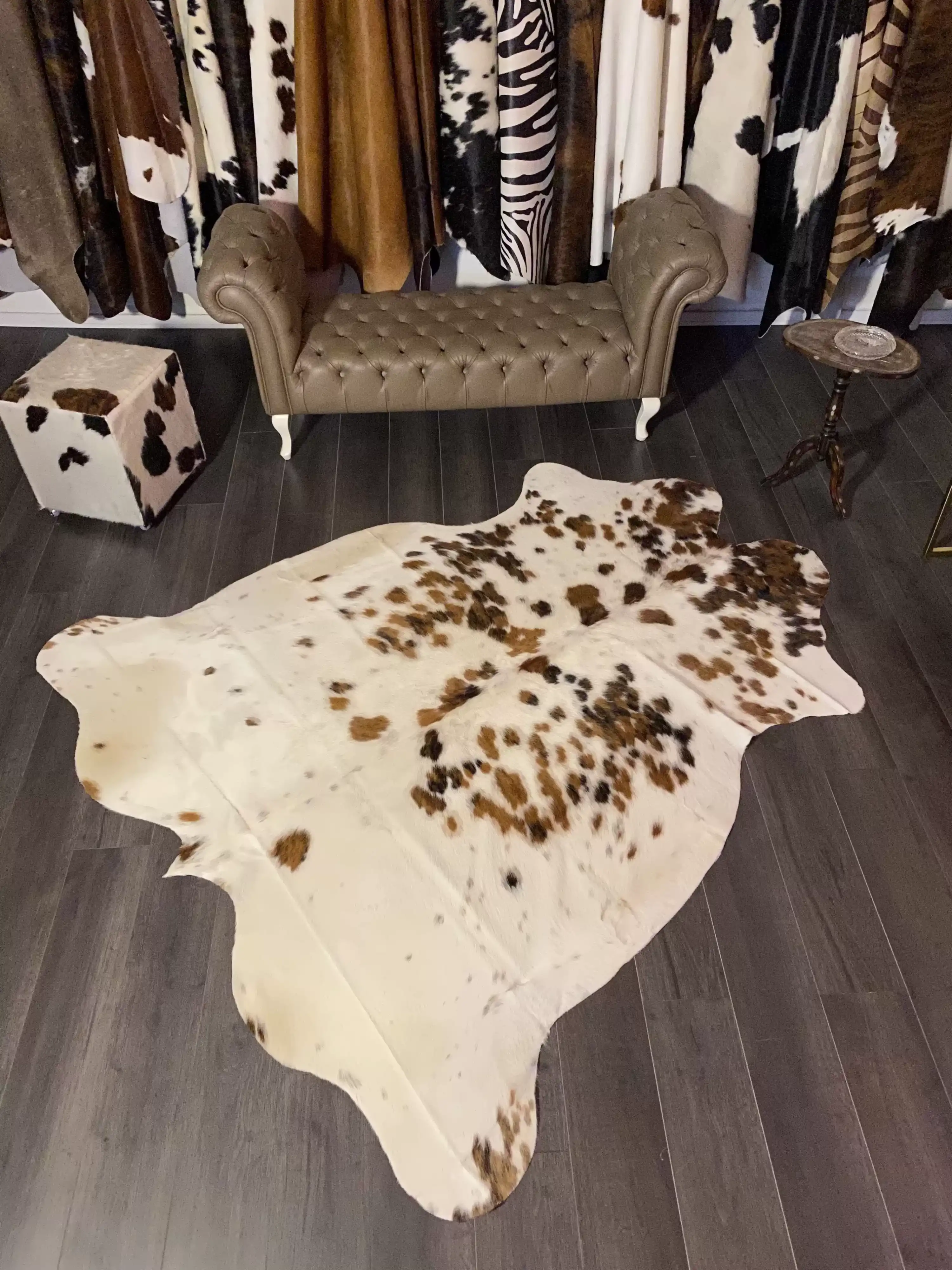 HAKİKİ DERİ DANA POSTU ÜÇ RENK 200 x 220 - 0901000052