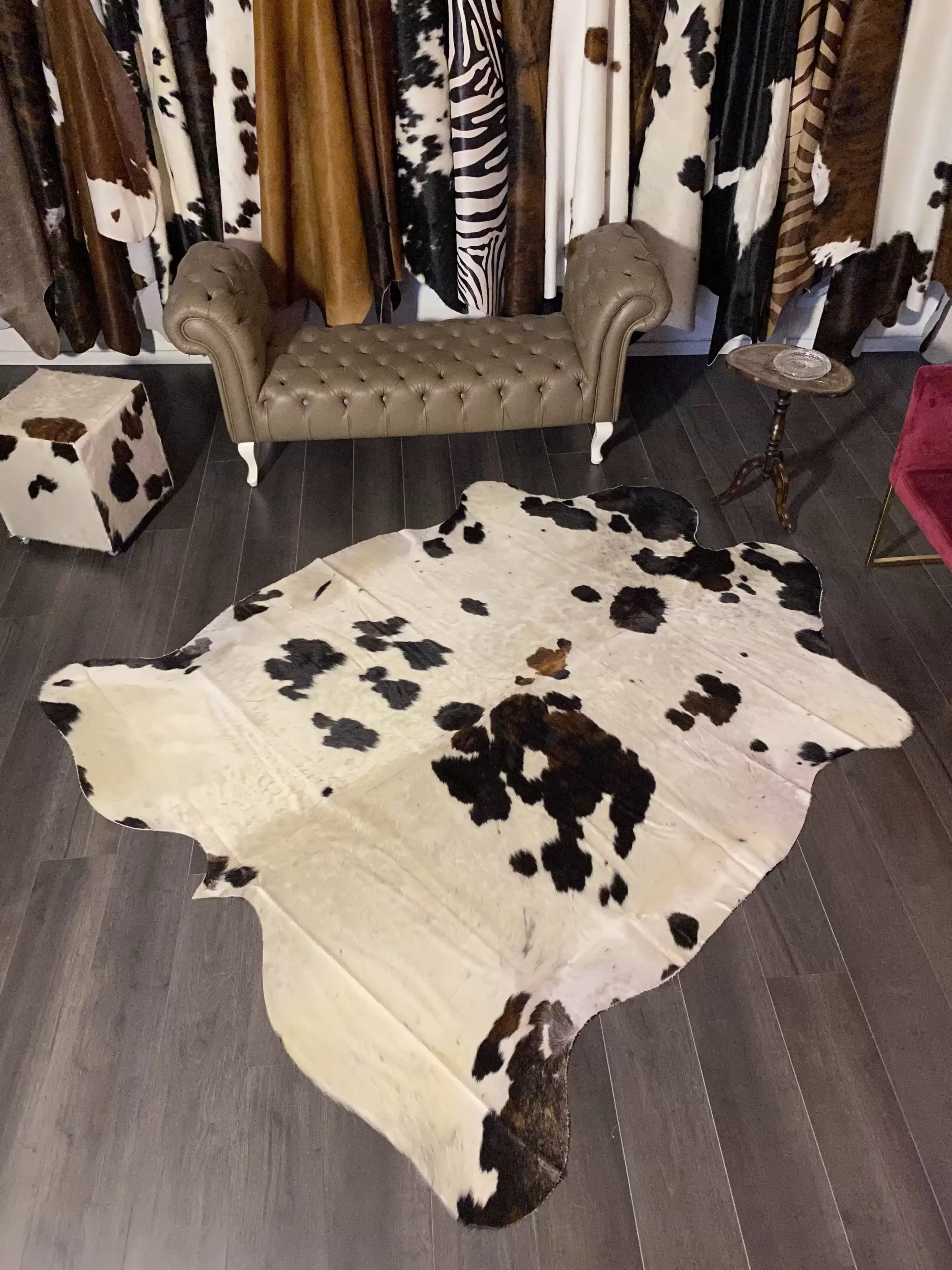 HAKİKİ DERİ DANA POSTU ÜÇ RENK 200 x 230 - 0901000037