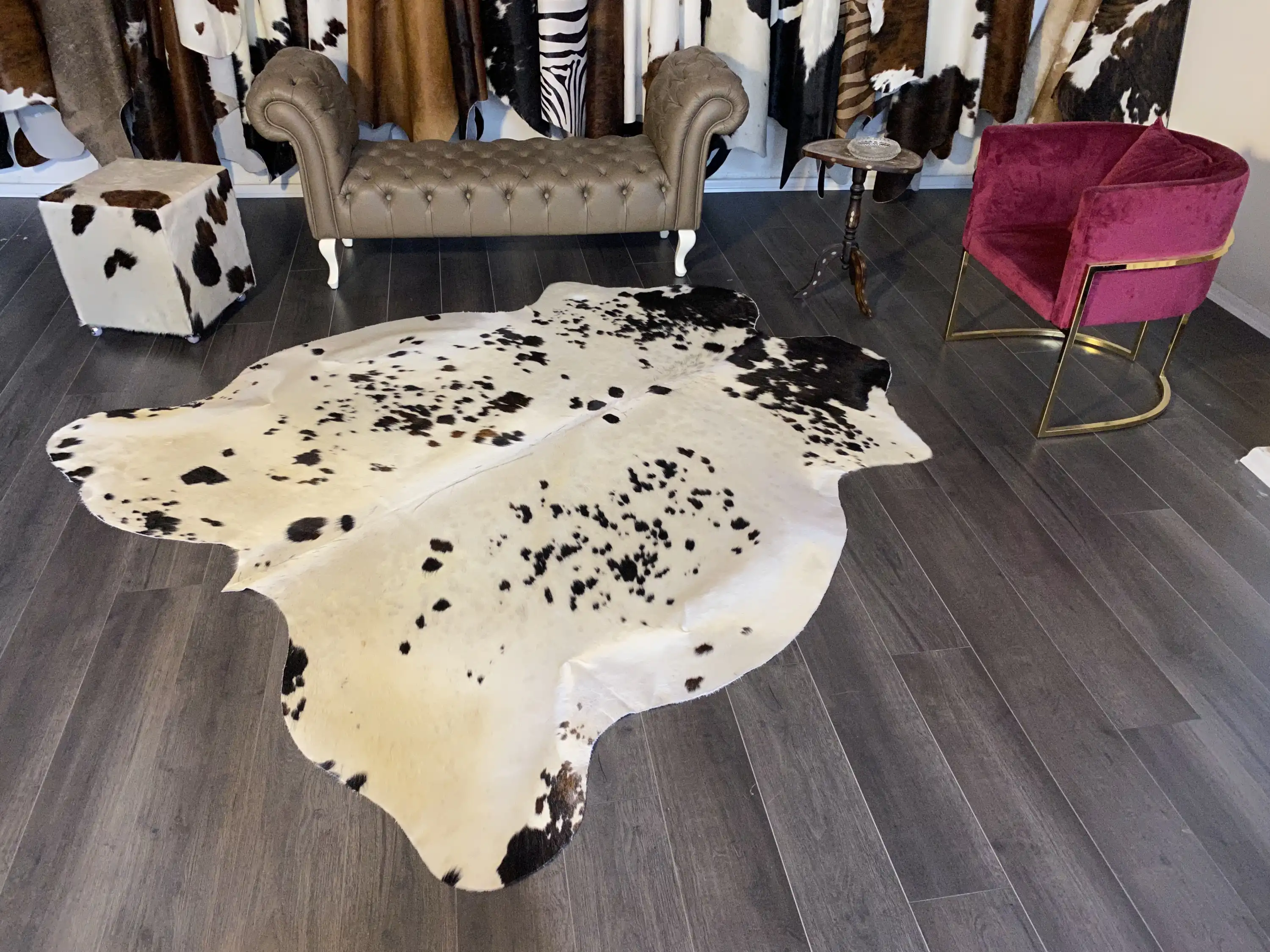 HAKİKİ DERİ DANA POSTU ÜÇ RENK 205 x 230 - 0901000096