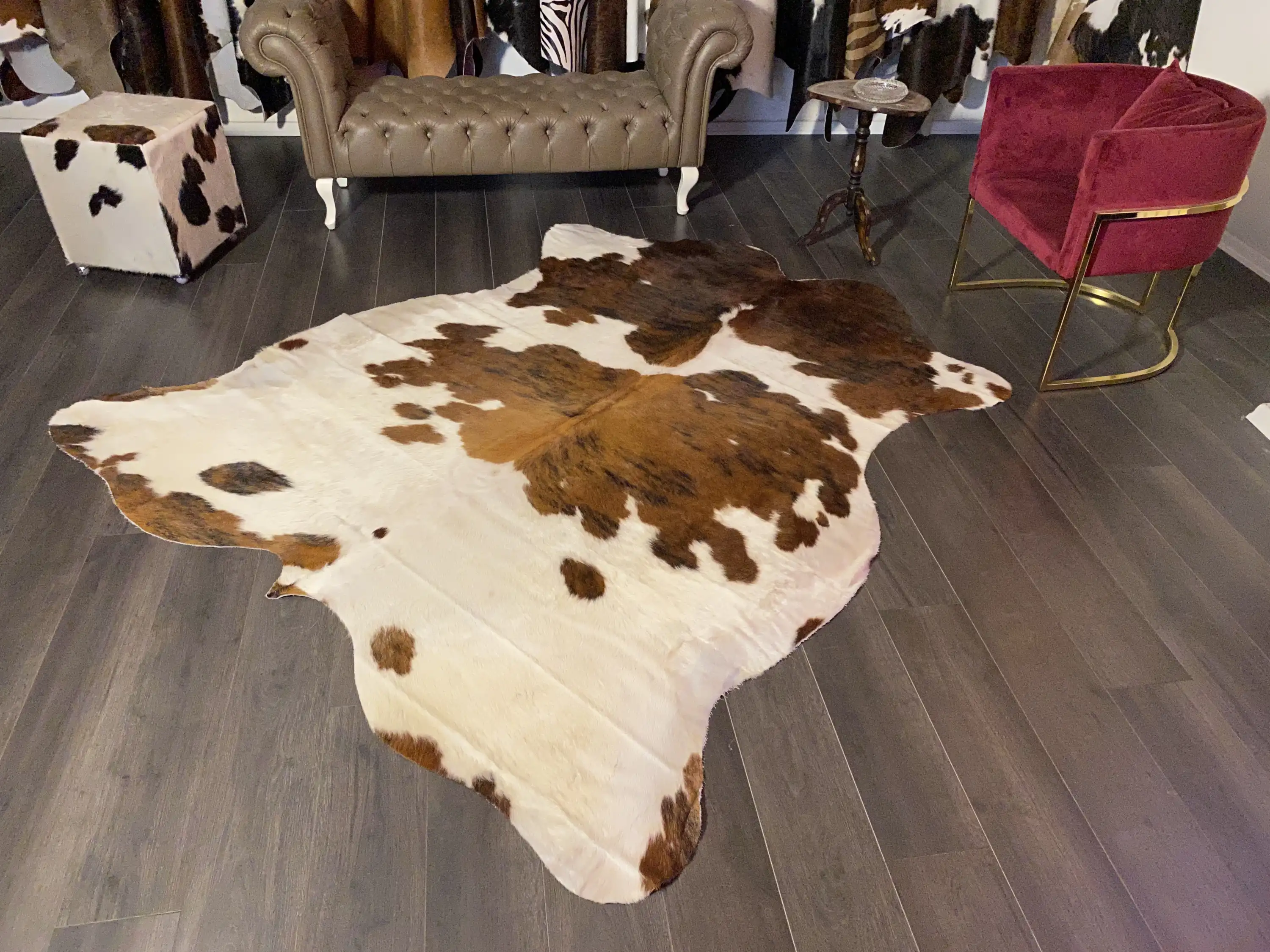 HAKİKİ DERİ DANA POSTU ÜÇ RENK 205 x 235 - 0901000044