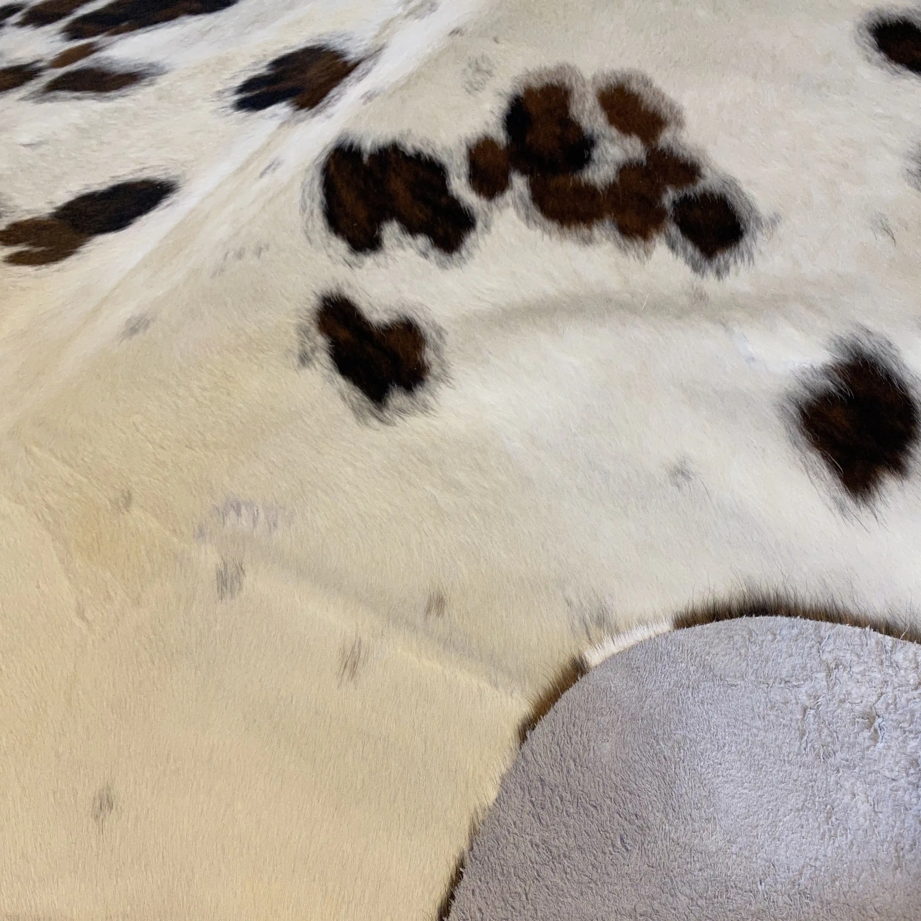 HAKİKİ DERİ DANA POSTU ÜÇ RENK 210 x 220 - 0901000105