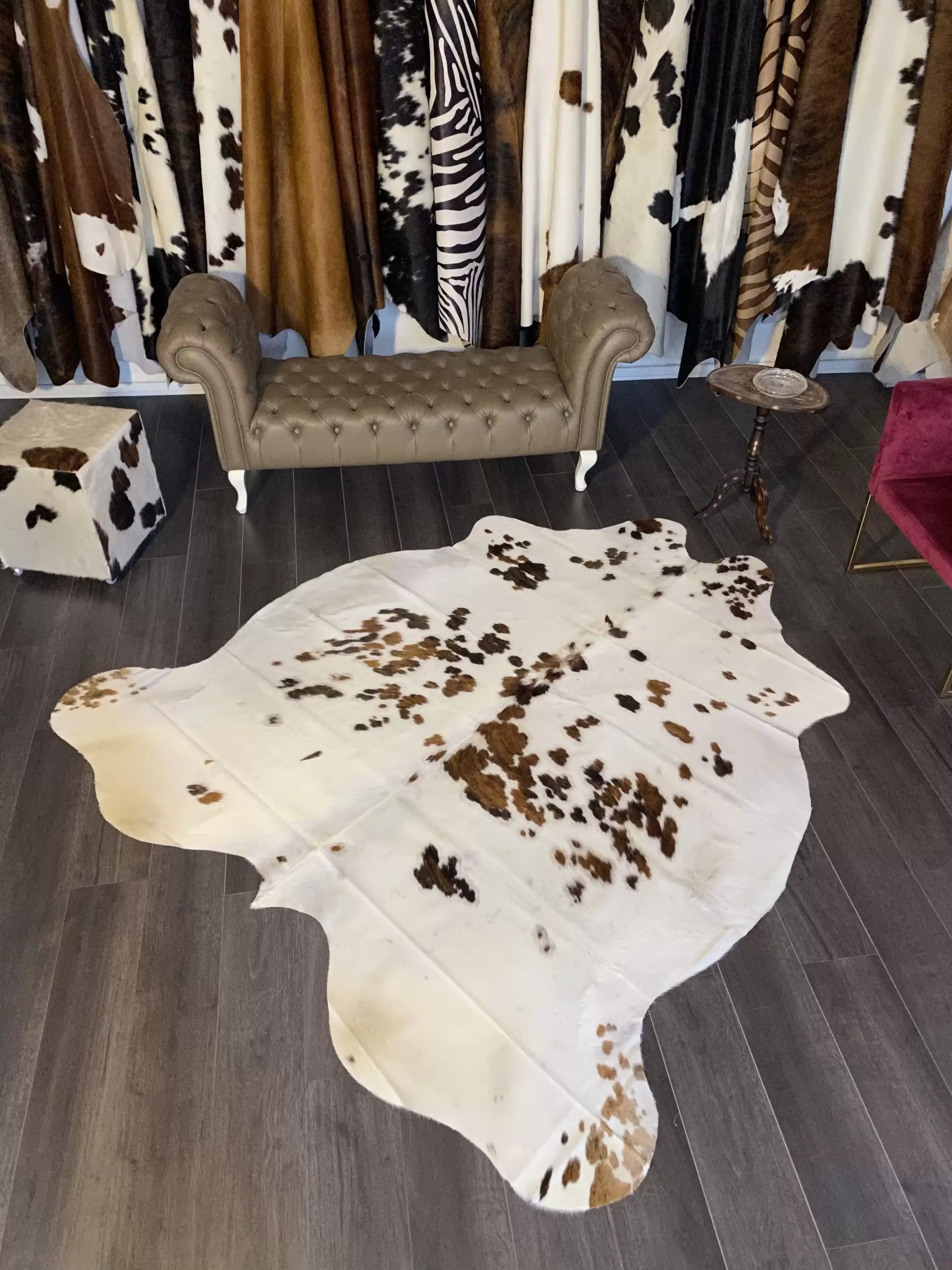 HAKİKİ DERİ DANA POSTU ÜÇ RENK 210 x 225 - 0901000100