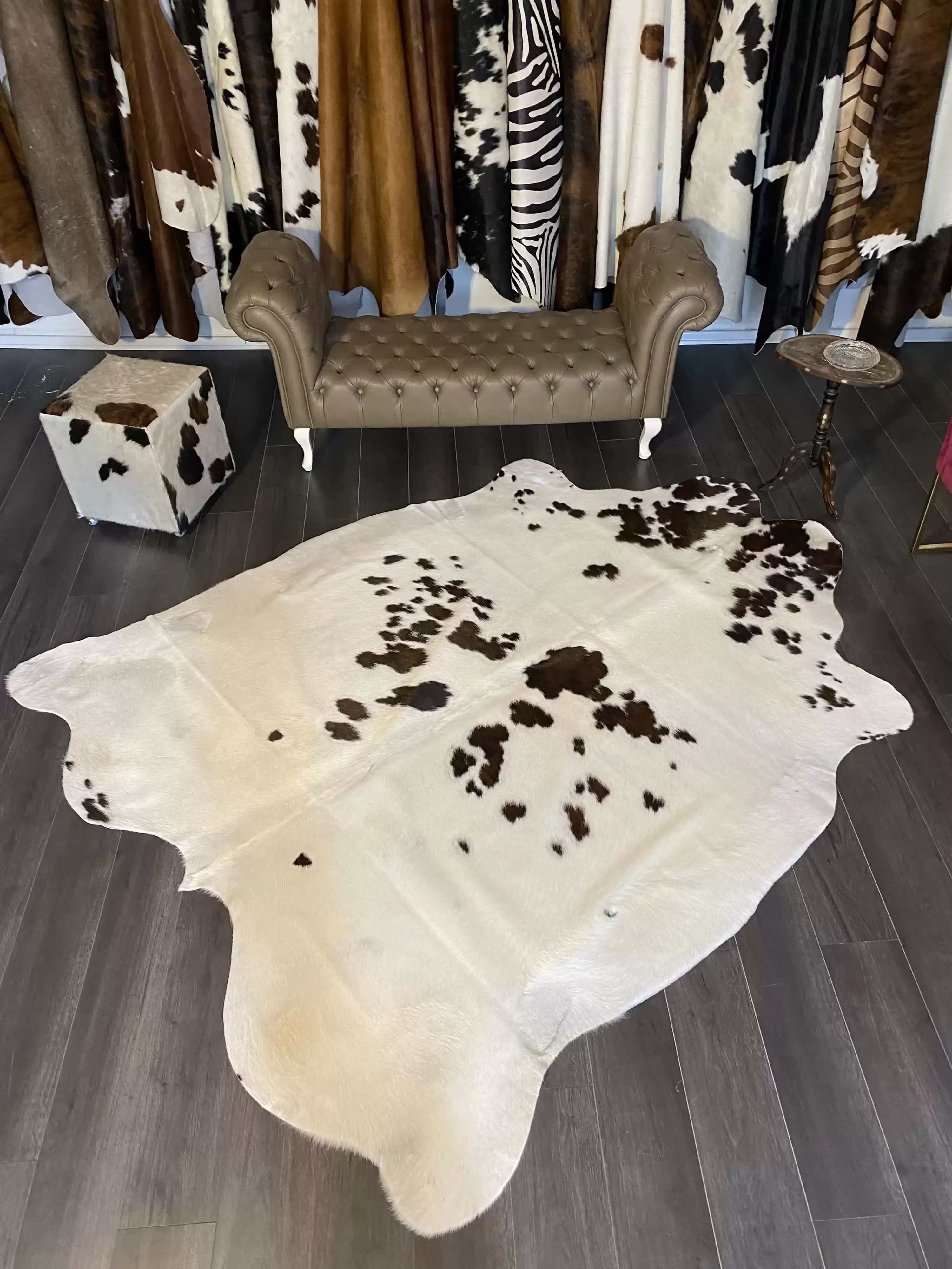 HAKİKİ DERİ DANA POSTU ÜÇ RENK 210 x 250 - 0901000094