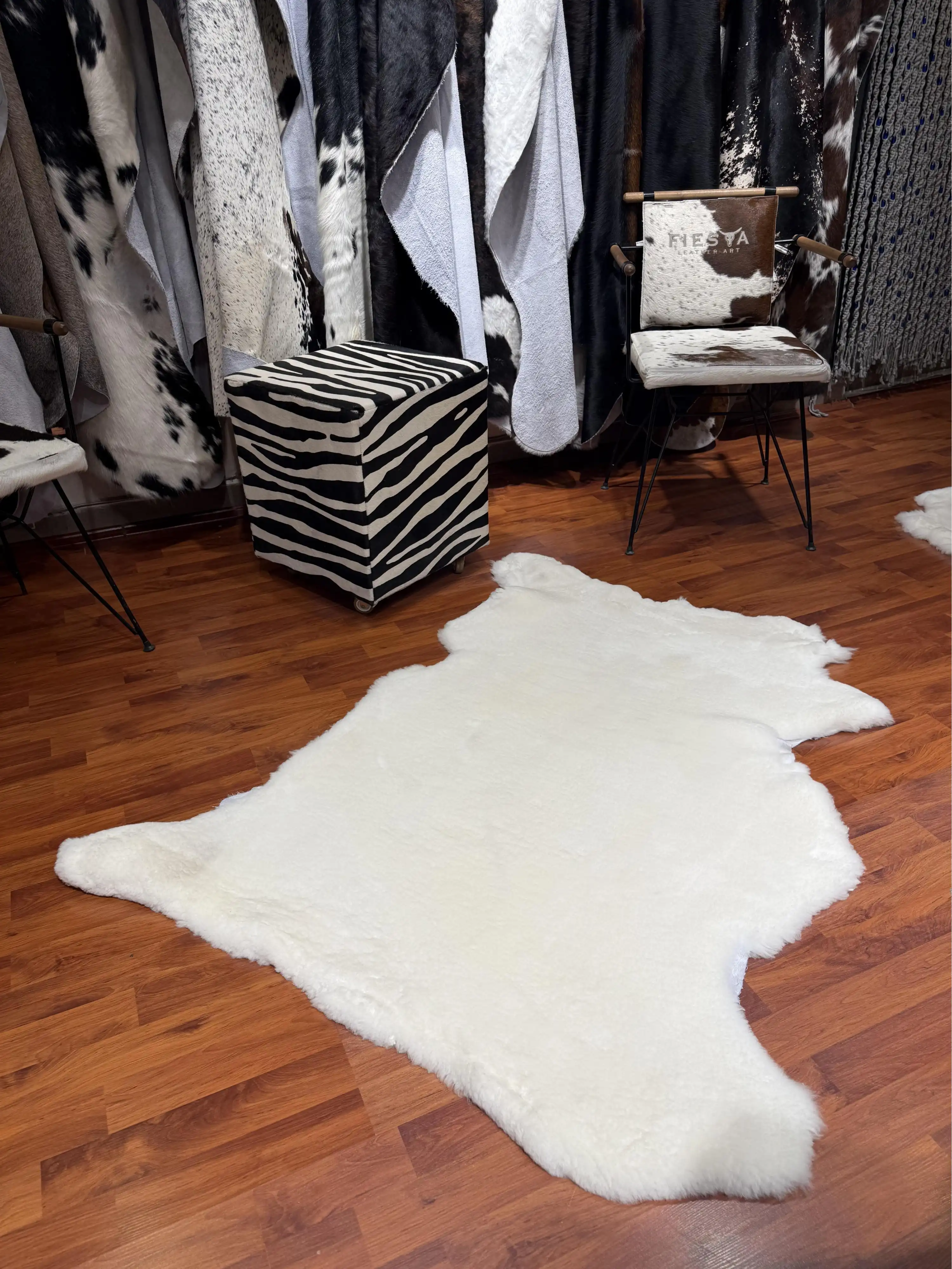 HAKİKİ KOYUN KÜRKÜ POST