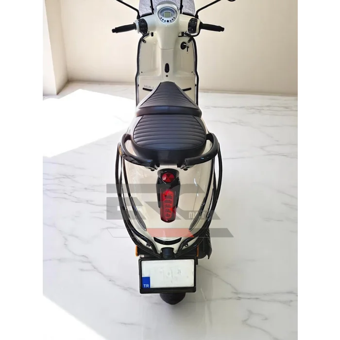 Peugeot Django Koruma Demiri - Siyah