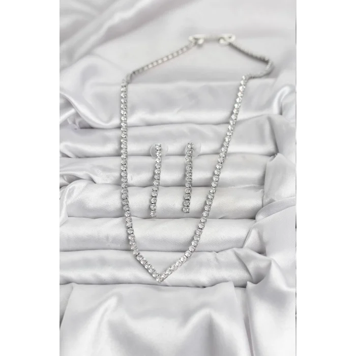 Gümüş Renk Zirkon Taşlı Kadın Kolye Küpe Seti