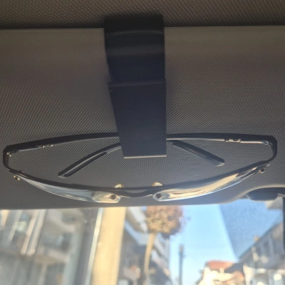 Volkswagen Araç Gözlük Tutucu , VW Araç Güneş Gözlüğü Tutucu , Volkswagen Araç Güneşlik Gözlük Tutucu