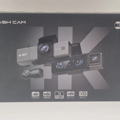 3 Kameralı Araç Ön , İç ve Arka Kayıt Kamerası , 4K + 2k + 2K , Ekranlı, Araç İçi + Ön + Arka Kamera Siyah