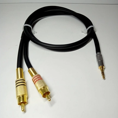 Aux Rca Kablo - %100 Bakır 6mm Kablodan Bir Tarafı Aux Diğer Tarafı Rca Kablo - 1 Metre