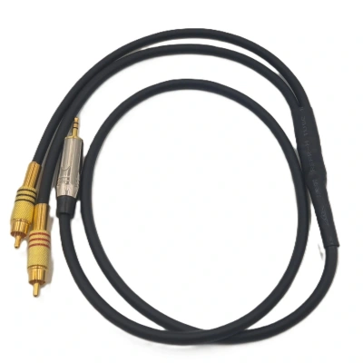 Aux Rca Kablo 5 Metre - %100 Bakır 6mm Kablodan Bir Tarafı 3.5mm Aux Diğer Tarafı Rca Kablo - 5 Metre