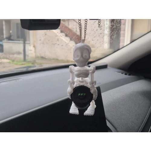 Elinde Bass Olan İskelet Araba Süsü - Subwoofer Taşıyan İskelet Araç Ayna Süsü - İskelet Araç Ayna Süsü