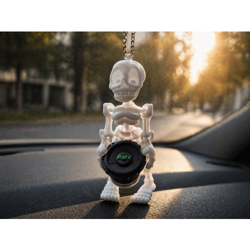 Elinde Bass Olan İskelet Araba Süsü - Subwoofer Taşıyan İskelet Araç Ayna Süsü - İskelet Araç Ayna Süsü