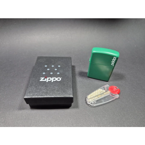 Zippo Çakmak , Hakiki Zippo Çakmak , Taş ve Fitil Hediyeli Orjinal Kutusunda Zippo Çakmak