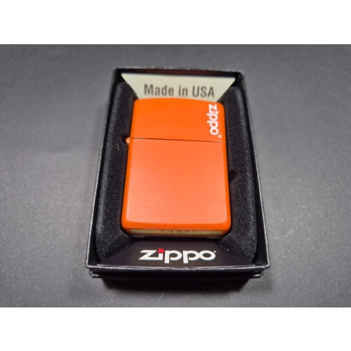 Zippo Çakmak , Hakiki Zippo Çakmak , Taş ve Fitil Hediyeli Orjinal Kutusunda Zippo Çakmak