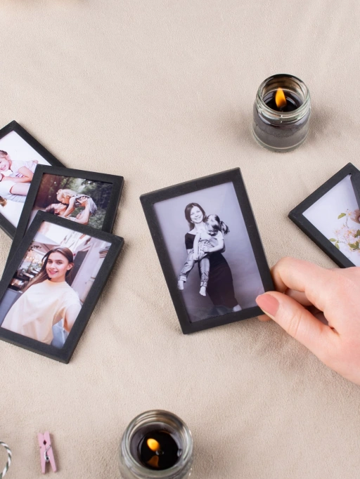 Siyah Çerçeveli Magnet 6x9cm - 36 Adet