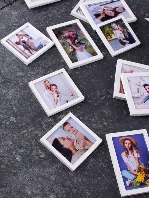 Beyaz Çerçeveli Magnet Karısık Ebat - 11 Adet