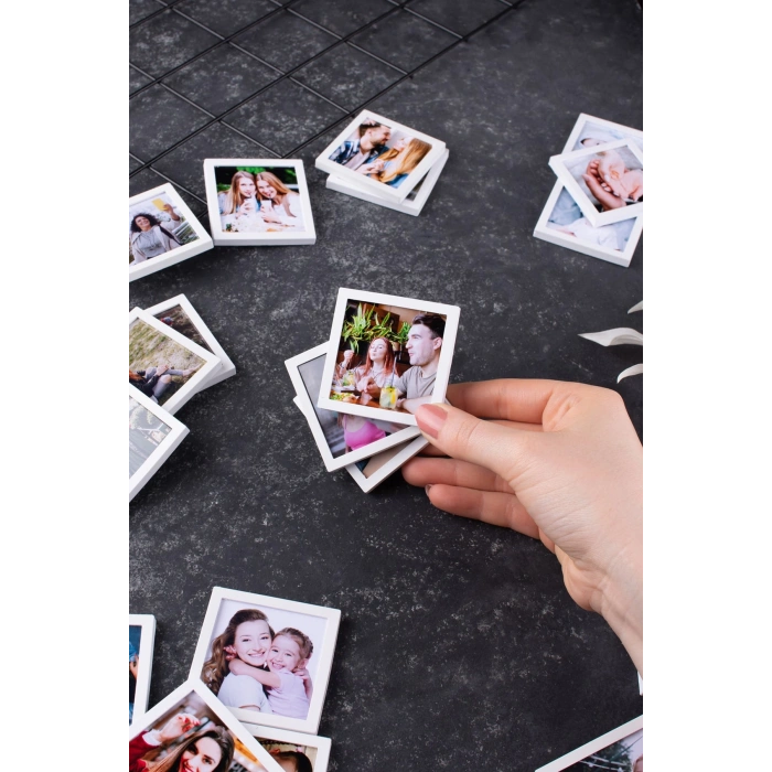 Beyaz Çerçeveli Magnet 5x5cm - 16 Adet