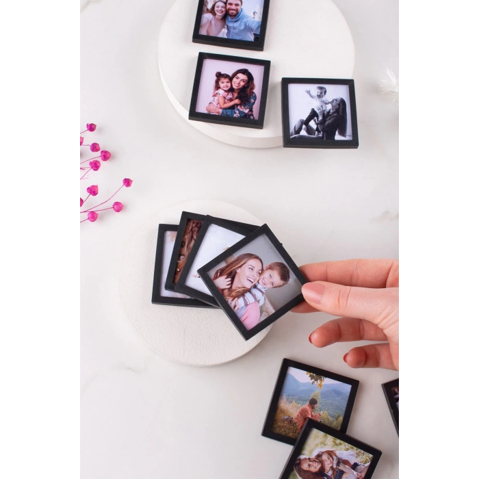 Siyah Çerçeveli Magnet 5x5cm - 64 Adet