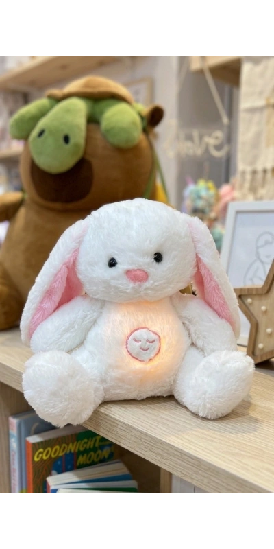 Beyaz Ayıcık Kulaklıksı Nefes Alan Bebek Oyuncak