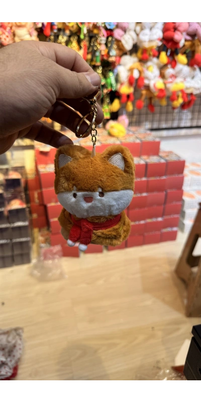 Kırmızı atkılı ayıcık