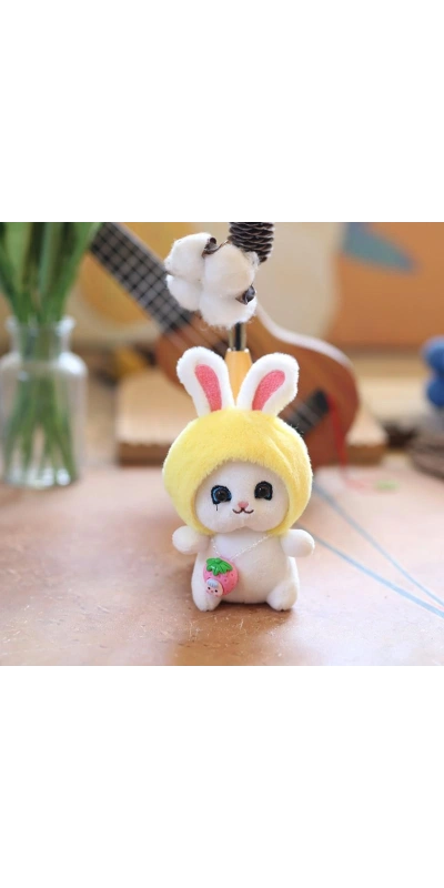 Sarı şapkalı tavşan