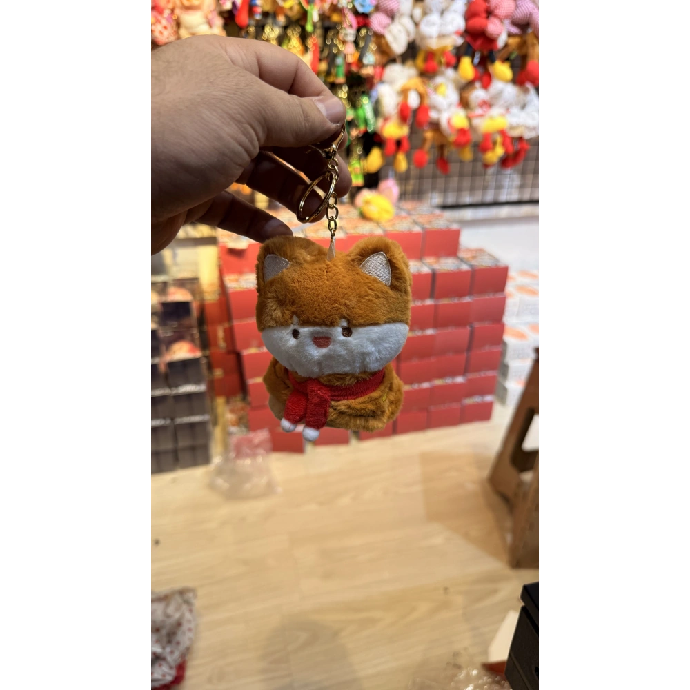 Kırmızı atkılı ayıcık