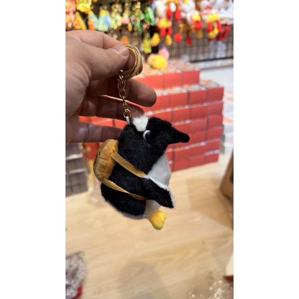 Siyah ğurap çantalı