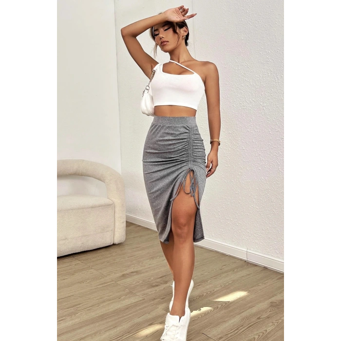 Kadın Beyaz Tek Omuzlu Çapraz Askılı Crop Top Büstiyer