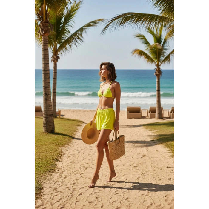 Kadın Fosforlu Şortlu Belden ve Boyundan Bağlamalı Bikini Takımı