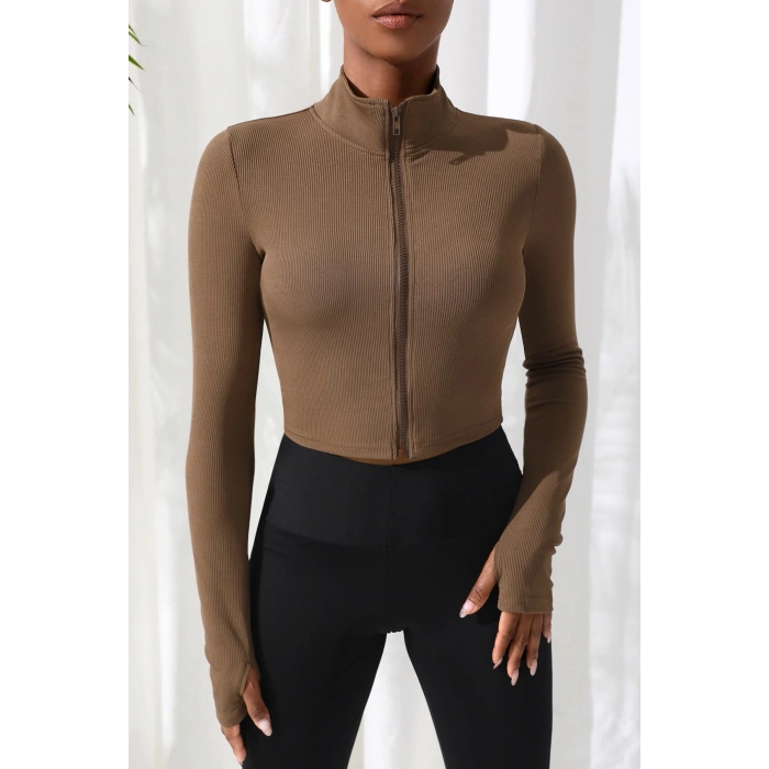 Kadın Kahverengi Uzun Kol Fermuarlı Parmak Geçme Detaylı Dik Yaka Crop Top Bluz