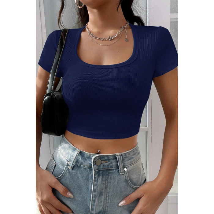 Kadın Lacivert Yarım Kol Düz Yaka Crop Top Bluz