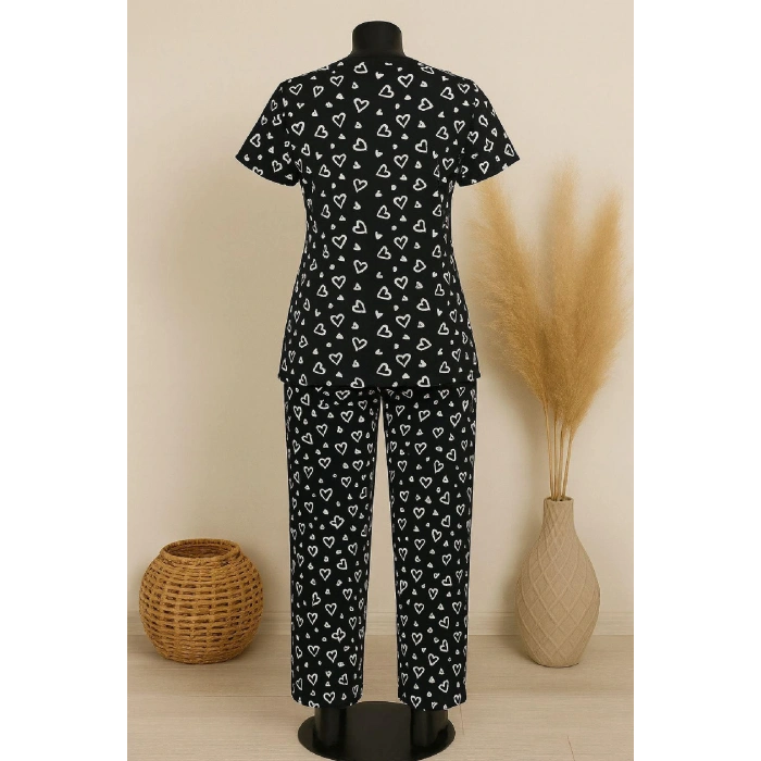 Kadın Siyah Beyaz Kalp Desenli Fiyonklu Kısa Kollu Pijama Takımı
