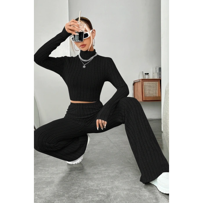 Kadın Siyah Boğazlı Crop Top ve Yüksek Bel Eşofman Takımı Spor Şık Kombin