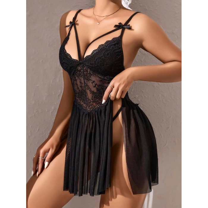 Kadın Siyah Dantelli Yırtmaçlı Transparan Fantezi Gecelik 2280