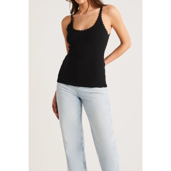 Kadın Siyah Normal Kalıp Dantel Detalı Ince Askılı Oyuk Yaka Atlet