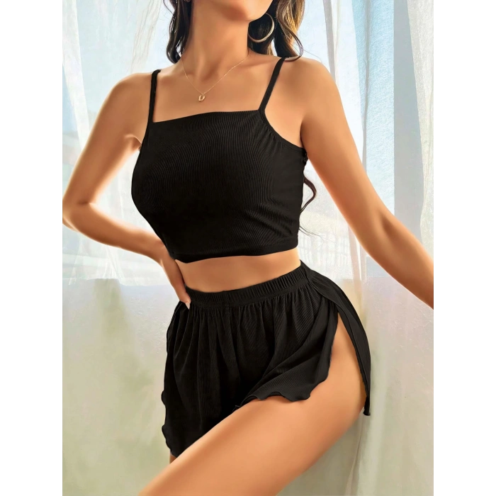 Kadın Siyah Yandan Yırtmaçlı Askılı Şortlu Pijama Takım 5041