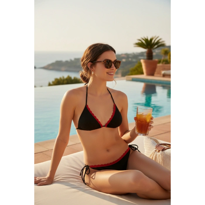 Premium Kadın 4’lü Fitilli Set – Siyah Kırmızı Biyeli (Pijama Üst, Pantolon, Bikini Takımı)