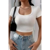 Kadın Beyaz Yarım Kol Düz Yaka Crop Top Bluz