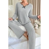 Kadın Gri Çizgili Uzun Kollu Fiyonk Detaylı Pijama Takımı Rahat Mevsimlik