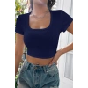 Kadın Lacivert Yarım Kol Düz Yaka Crop Top Bluz