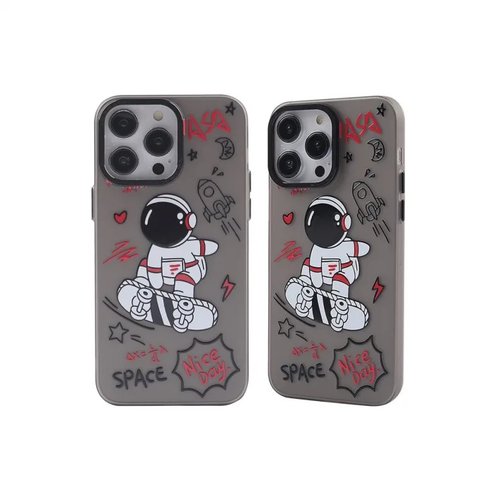 İphone 13 Pro Kılıf Prada Desenli Kapak - Prada Siyah - 1